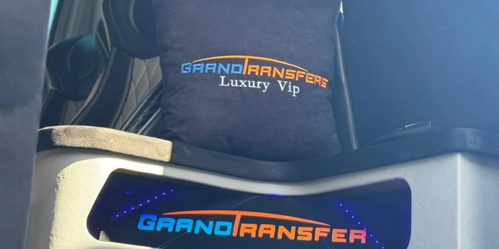 Antalya Airport to Hotel VIP Transfer Mercedes Vito luxury private shuttle GrandTransfers