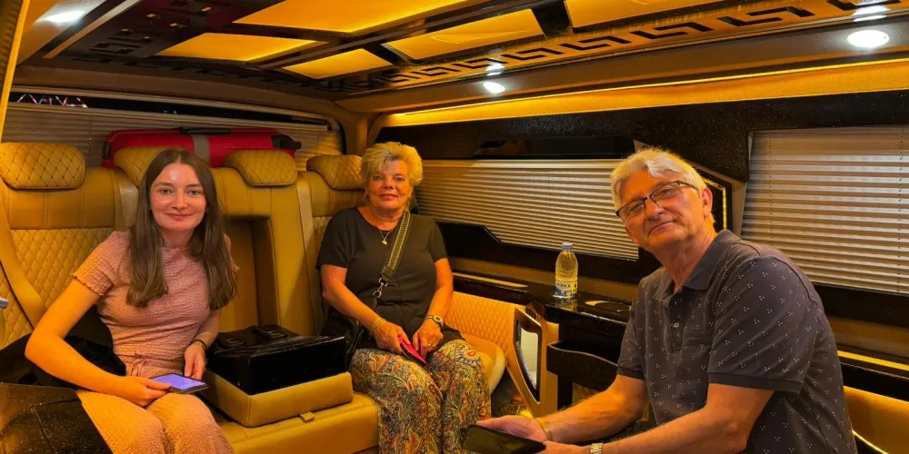 Antalya Flughafen nach Side VIP Transfer Mercedes Vito Luxus Privattransfer Shuttle Servic