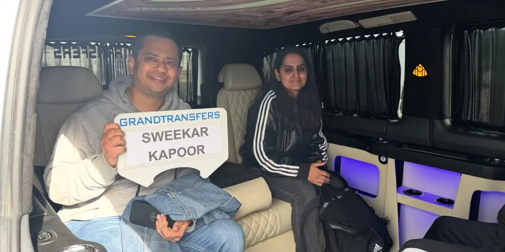 Antalya Airport to Kundu VIP Transfer Mercedes Vito luxury private shuttle servic