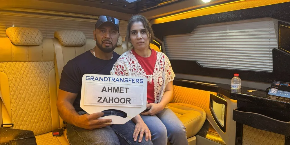 Privater Transfer vom Flughafen Antalya zum Casa Fora Beach Resort in Kızılot	